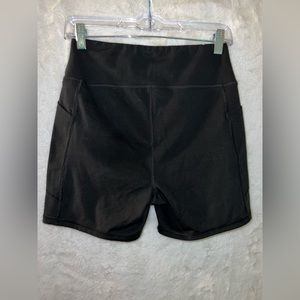 The Everything Pocket Highest Waist Midi 5” Bike Short